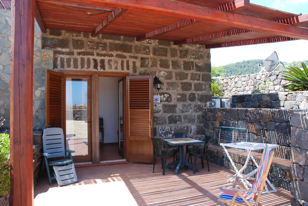 Case Vacanze La Cernia Bruna Isola di Ustica Kamer foto