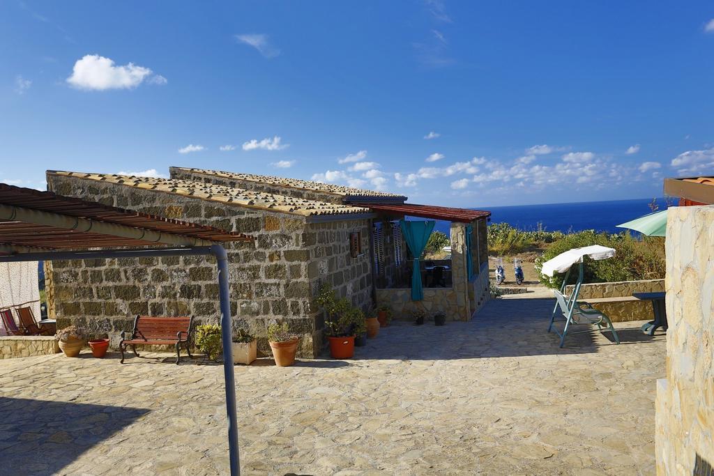 Case Vacanze La Cernia Bruna Isola di Ustica Buitenkant foto
