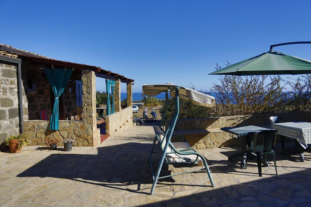 Case Vacanze La Cernia Bruna Isola di Ustica Buitenkant foto